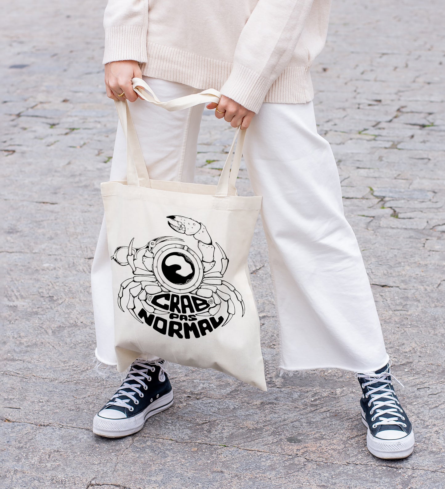 Le Crabe Pas Normal – Surreal Crab Tote Bag
